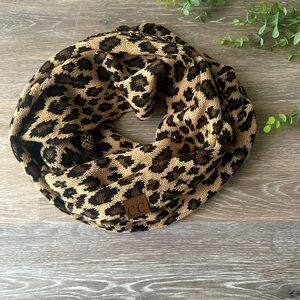 C.C Winter Soft Chunky Knit Cowl Loop Infinity Scarf